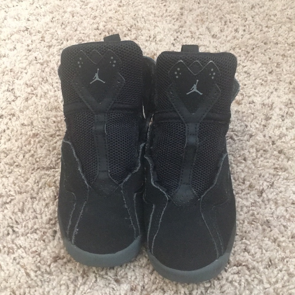 Boys 13C Jordan’s!